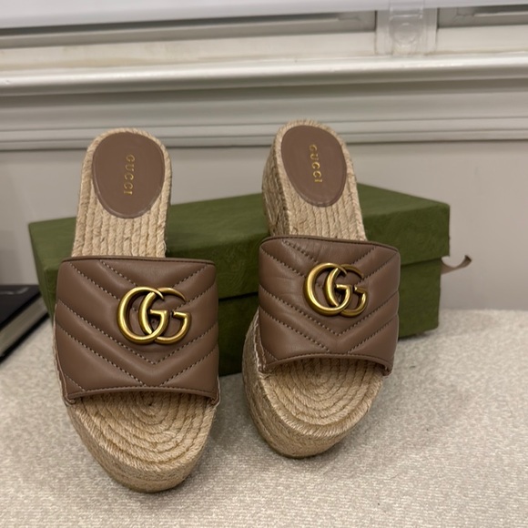 Gucci Tan Espadrille Wedge Sandals - Picture 1 of 6